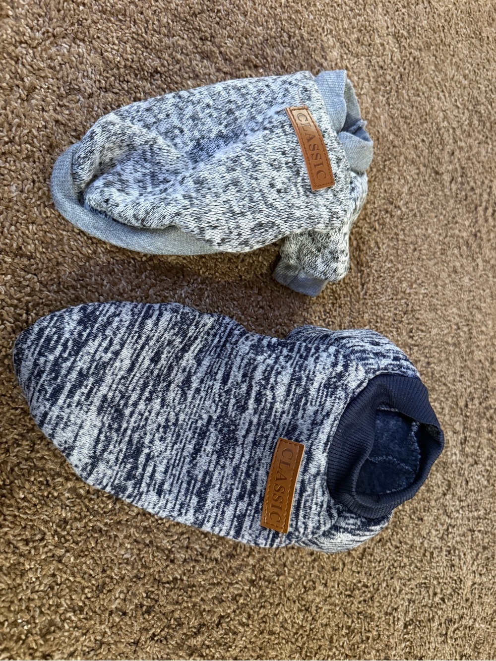 Classic Dog Heathered Blue Gray Pullover Sweater - Duo